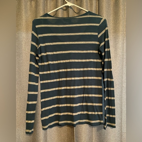 Roxy Women’s Striped Long Sleeve Shirt Size Medium - Picture 2 of 5